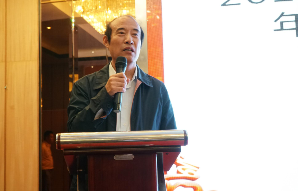 無錫市副市長吳建選，無錫市保潔行業(yè)協(xié)會